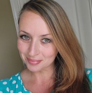 Meet your Posher, Marina